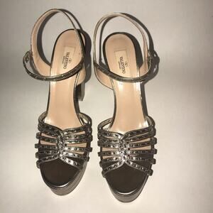 Valentino Garavani Metallic Eyelet Strappy Platform Heels – Size 41